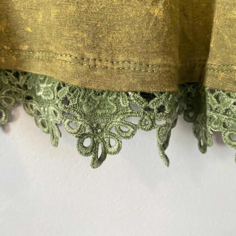 Hayden Los Angeles Olive Green Acid Wash Crochet Lace Hem Tunic Top XL NEW - Picture 5 of 6